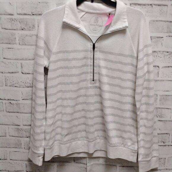Tommy Bahama sweater - Picture 1 of 3